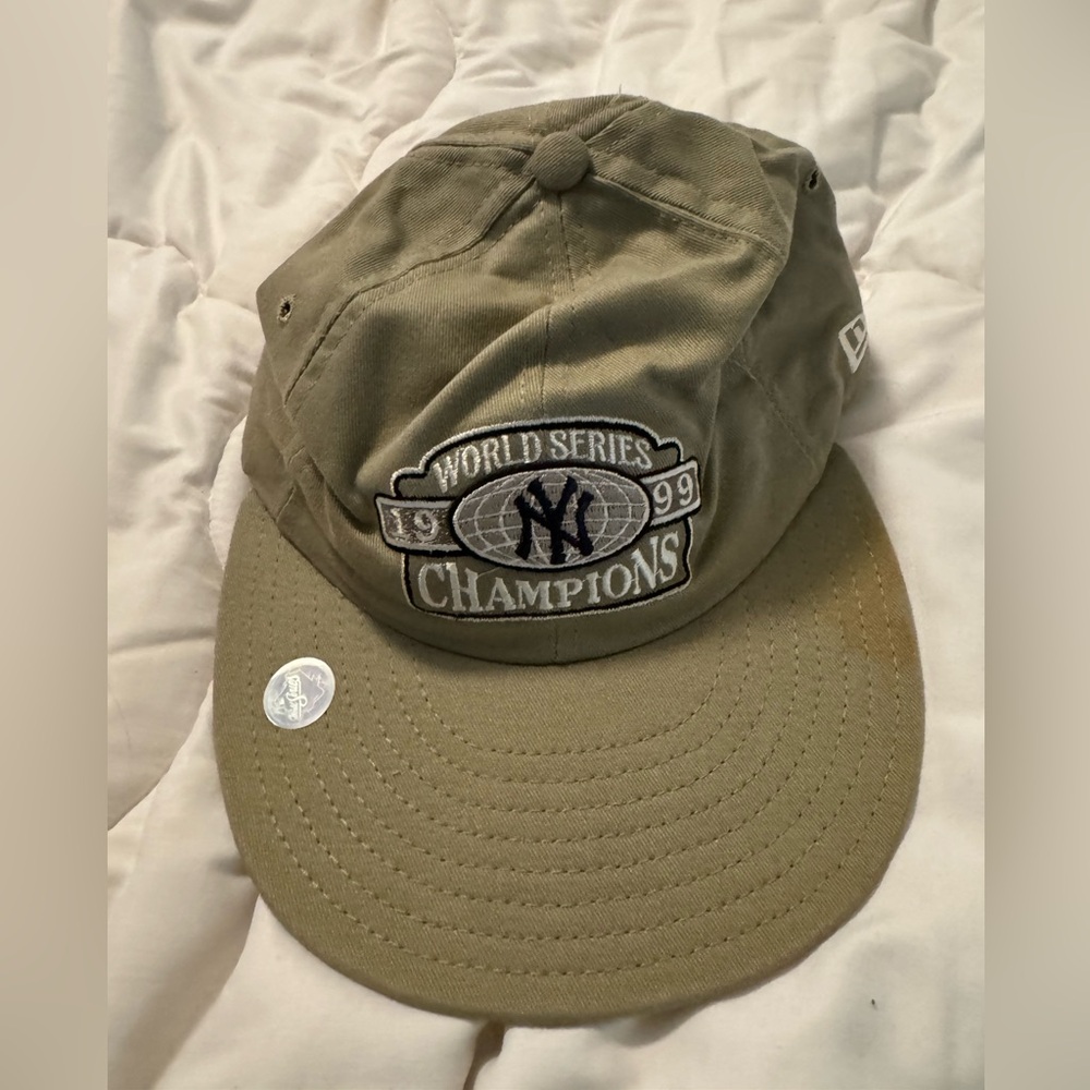 New York yankeee 99 championship hat